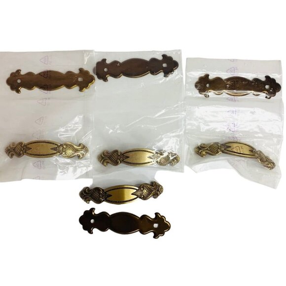 Set of 4 Vintage Style Drawer Pulls with Backplates 3" Center to Center 4 1/4"L - Picture 7 of 7